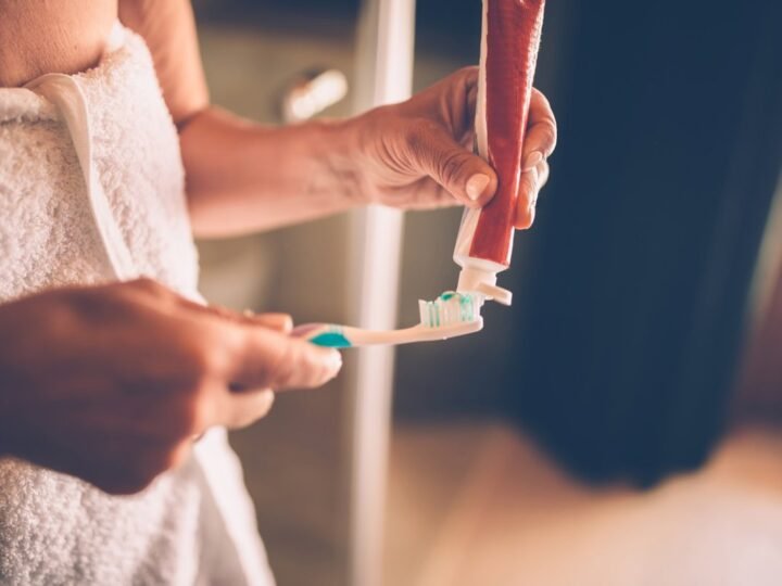 Hombre condenado a dos años de cárcel por ejercer de dentista sin título y dañar a paciente en Gran Canaria.