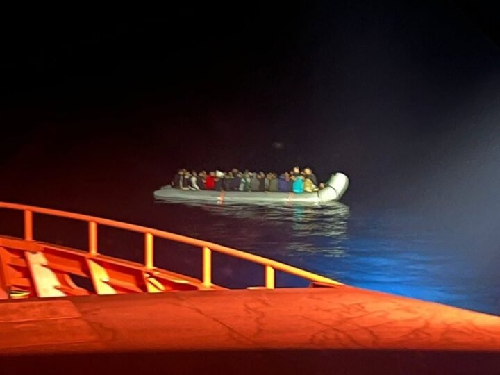 Rescatadas 112 personas por Salvamento en Arrecife (Lanzarote)