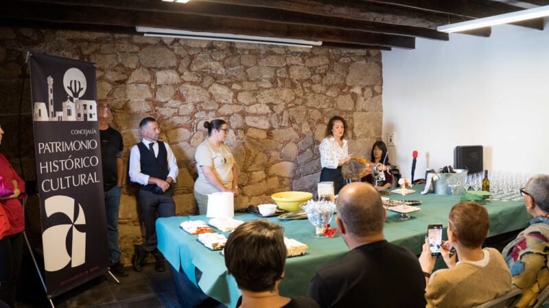 Arona celebra exitosa actividad de maridaje de quesos artesanales y vino canario