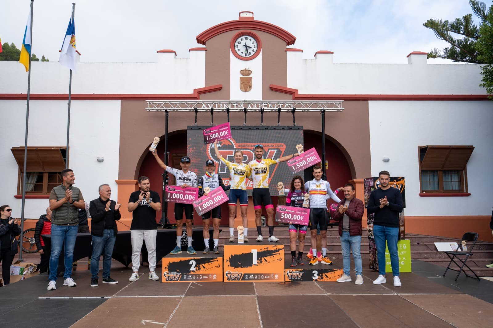 Éxito en la tercera etapa de Transvulcania Bike 2025 en Fuencaliente