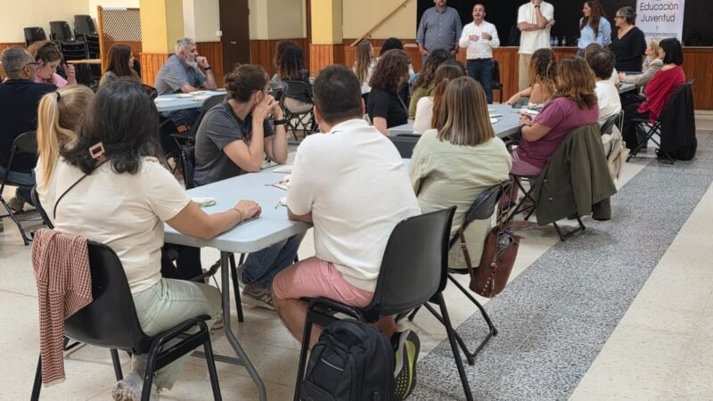 La Laguna capacita a docentes en convivencia escolar para fortalecer entornos saludables.