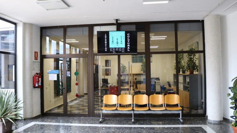 Comunicado: Cambio en el horario de la Oficina de Cursos y Talleres del Centro Cultural de Los Cristianos

El Patronato Municipal de Cultura del Ayuntamiento de Arona informa que el viernes 5 de diciembre del presente año, la Oficina de Cursos y Talleres ubicada en Los Cristianos permanecerá cerrada en horario de tarde.

Se restablecerá su horario habitual el martes 9 de diciembre del presente año.

Agradecemos su comprensión y pedimos disculpas por las posibles molestias ocasionadas.

Lo comunicamos para su conocimiento.