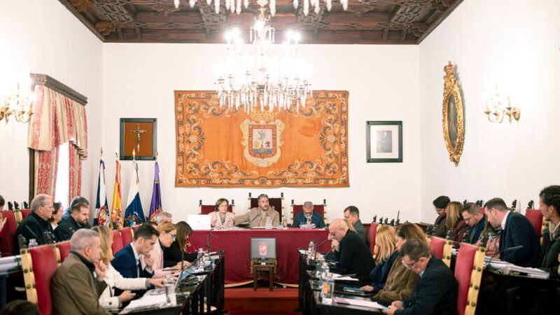 El Ayuntamiento de La Laguna aprueba presupuesto de 218,6 millones de euros para 2026