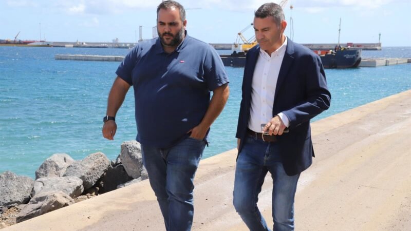 El Cabildo de Lanzarote rechaza introducir pesca con cerco industrial de túnidos en el caladero canario.