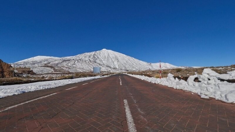 Empresarios apoyan transporte discrecional en el Teide