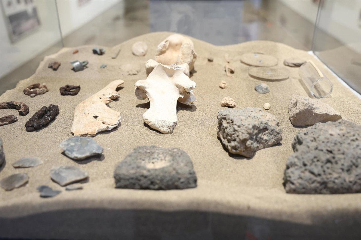 Exposición sobre el pasado del Jable en Lanzarote mediante investigación arqueológica.