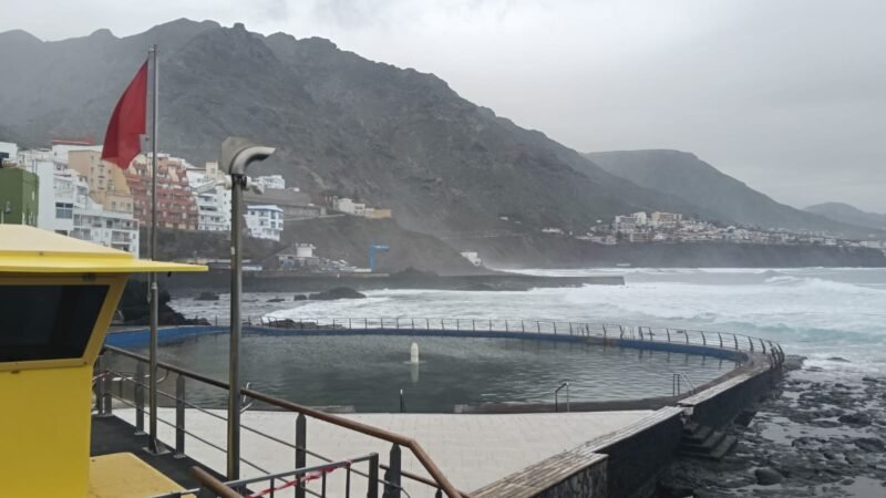 La Laguna refuerza vigilancia por fenómenos costeros