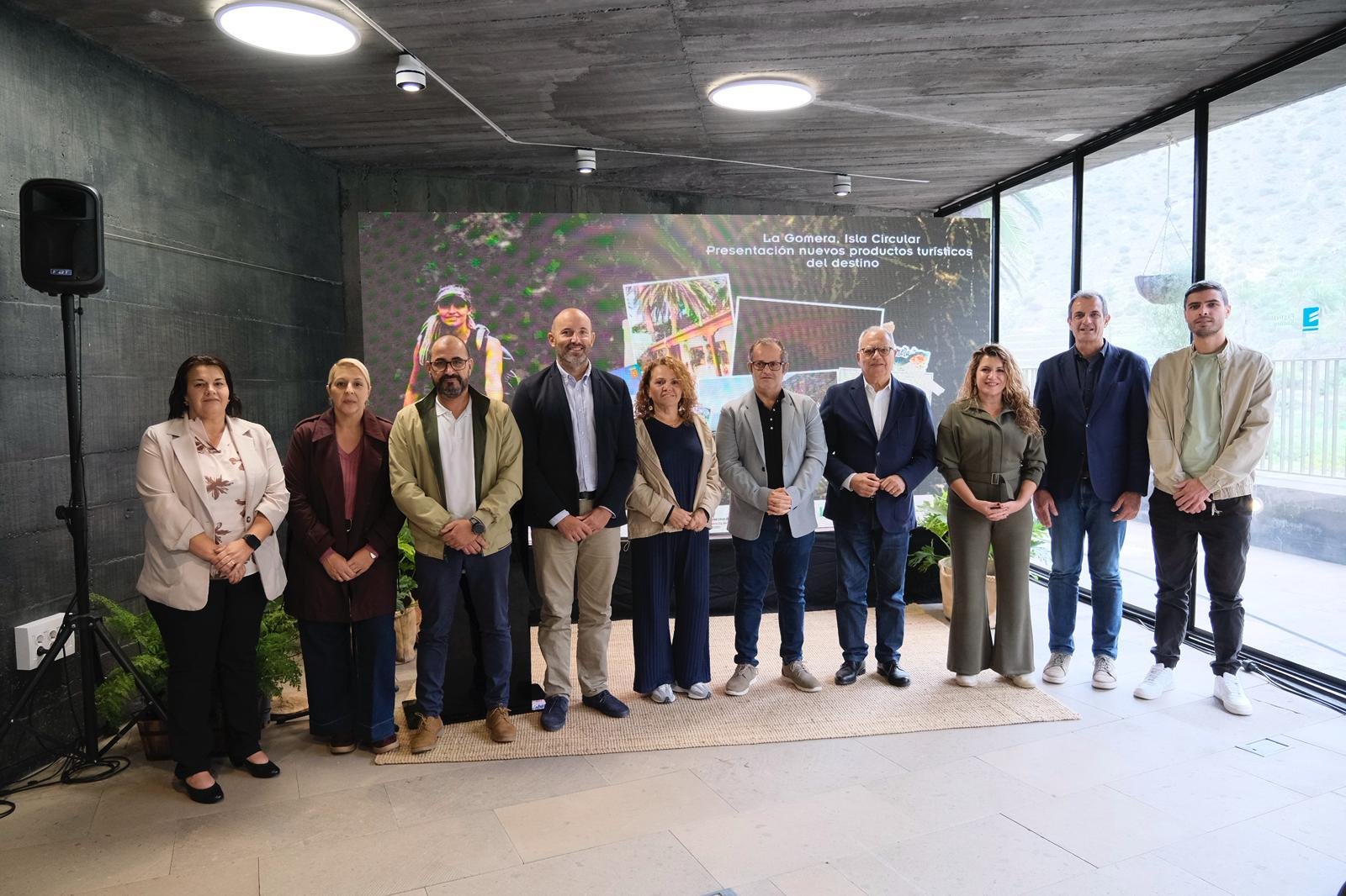 Presentación de nuevos productos turísticos en La Gomera: ecoturismo, senderismo, cicloturismo y más.
