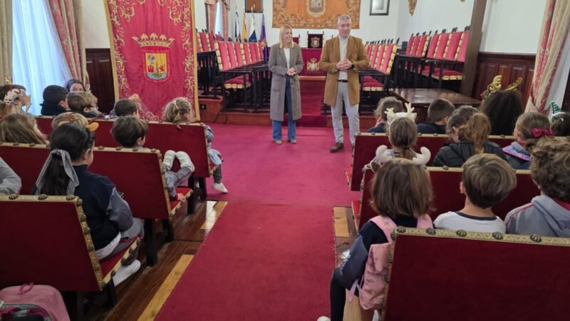 Visita educativa al Ayuntamiento de La Laguna para alumnado de Primaria
