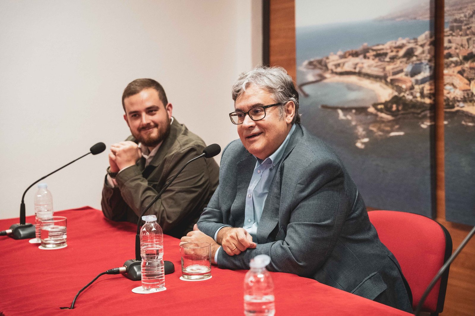 Conferencia de Juan Manuel de Prada en Arona: «Leer solo a quienes piensan igual que tú es de enfermos»