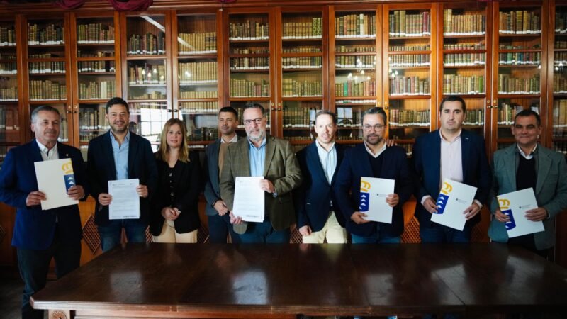 Convenios para modernizar centros educativos de La Palma.