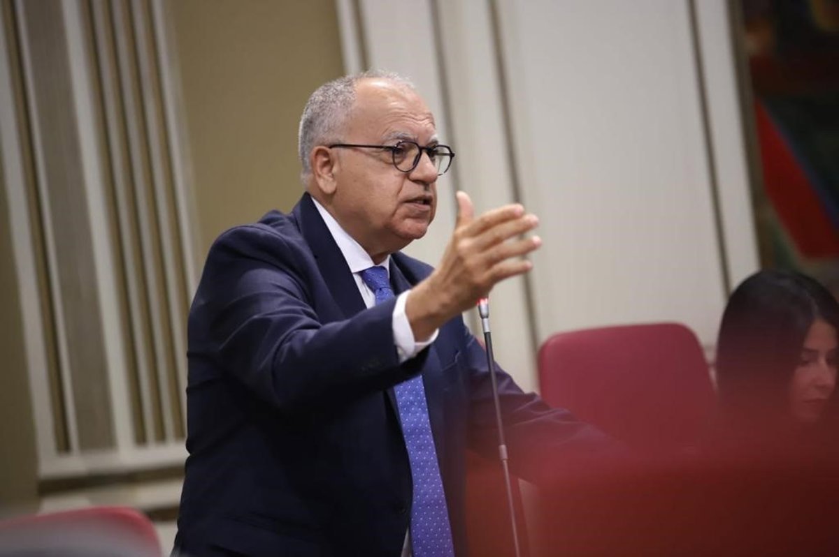 Curbelo (ASG) apoya regularización de migrantes para normalizar mercado laboral en Canarias