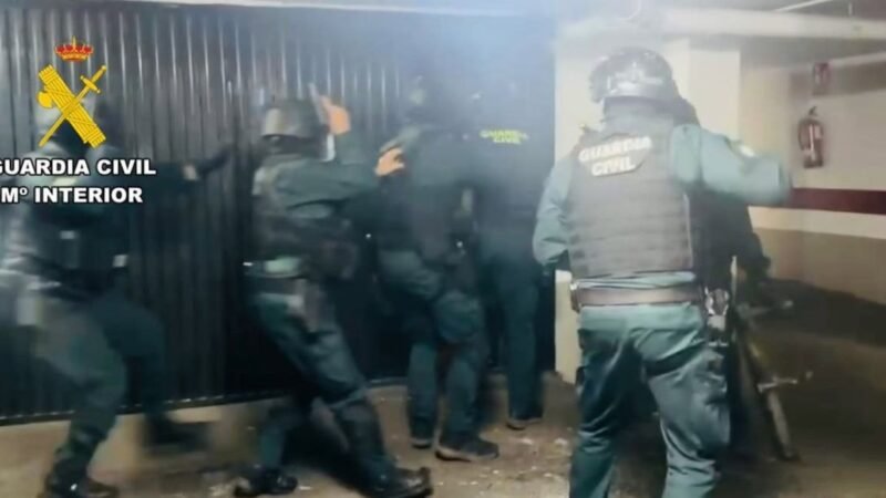 Desmantelan organización criminal de estafas bancarias en Canarias: 5 detenidos y 25 investigados