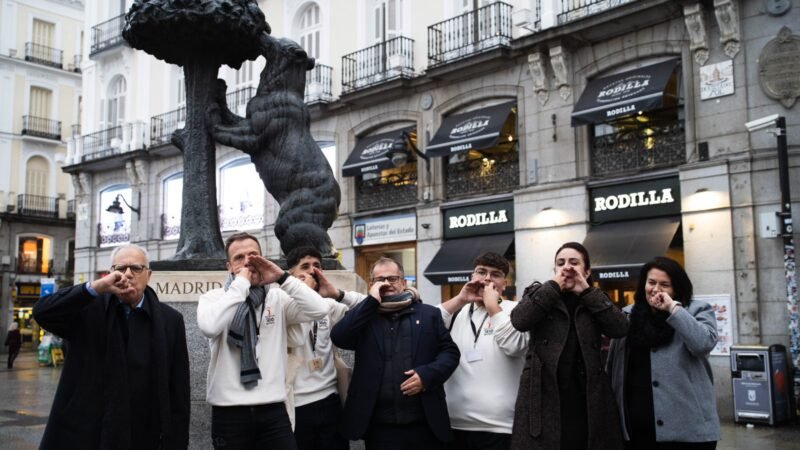 El Silbo Gomero promociona La Gomera en la Puerta del Sol.