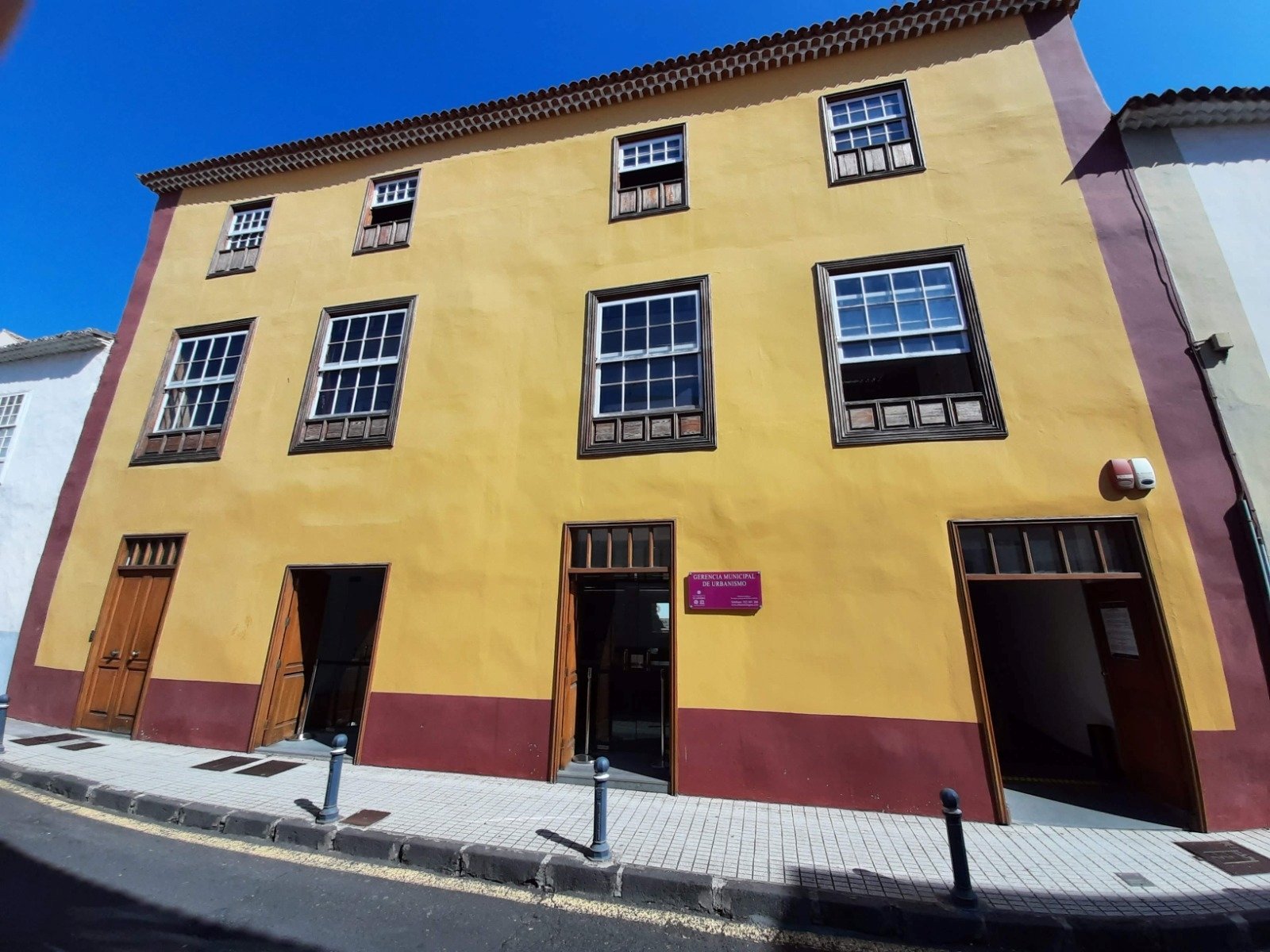 La Laguna regulará gasolineras en zonas residenciales