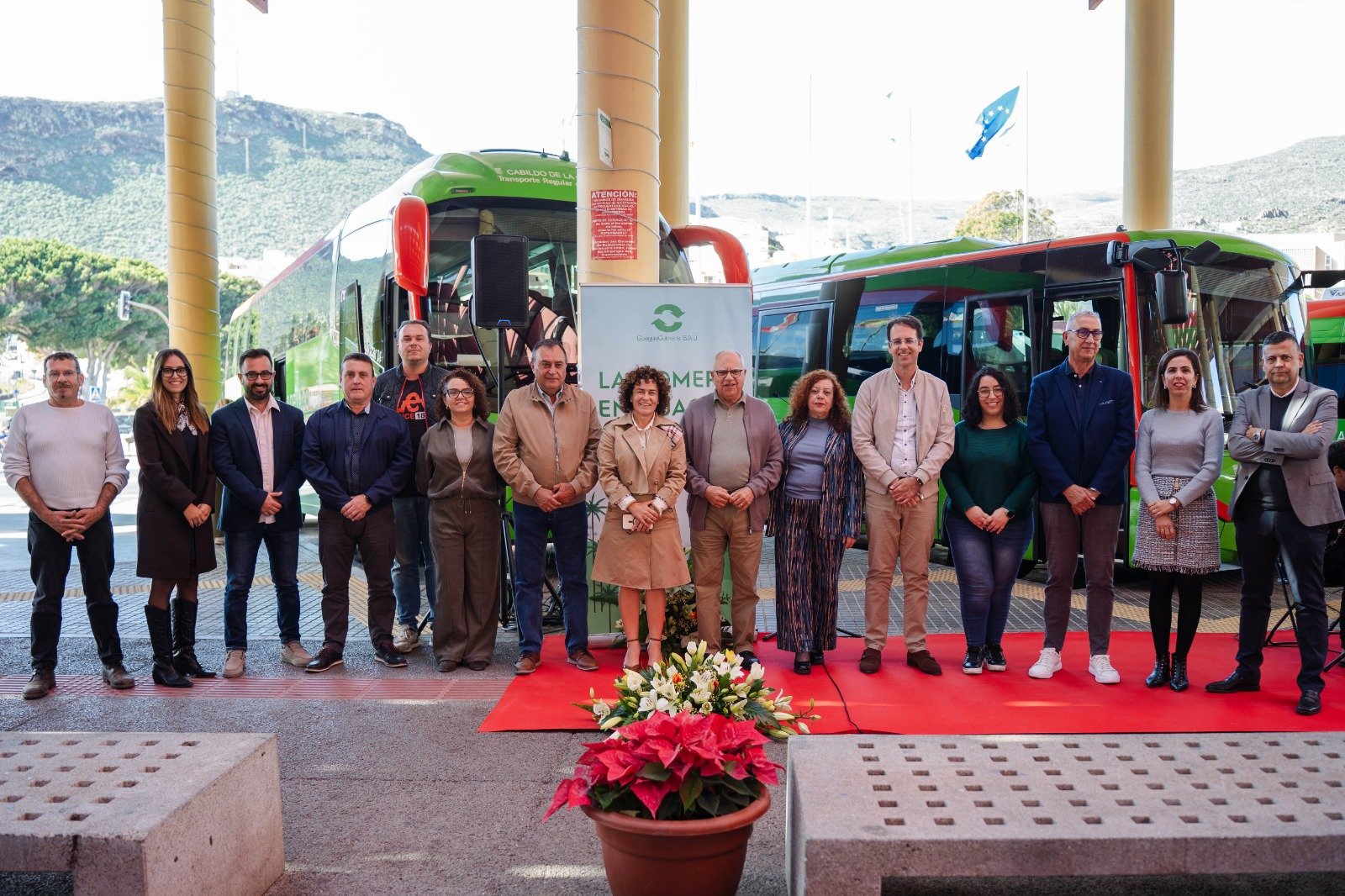 Nuevas guaguas para reforzar transporte público en La Gomera
