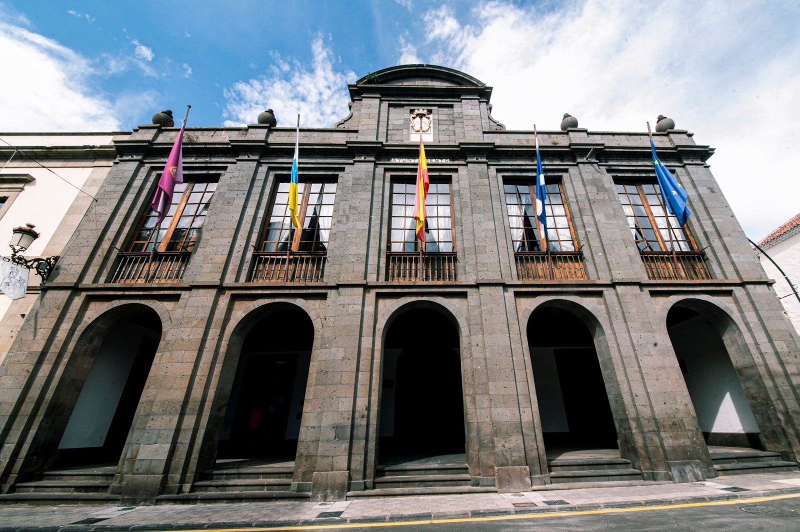 Oferta de Empleo Público en La Laguna con 55 plazas de turno libre y 17 de promoción interna