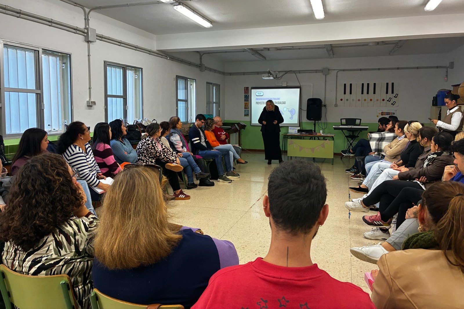 Profesionales de centros de Santa Cruz de Tenerife se forman en proyecto de Patios Inclusivos