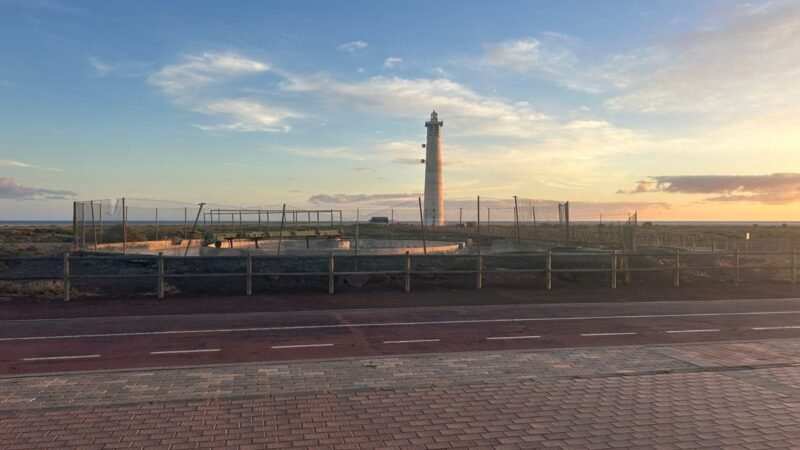 El Cabildo de Fuerteventura destina 250.000 euros para naturalizar el Saladar de Jandía y desmantelar una vieja depuradora en la Playa del Matorral.