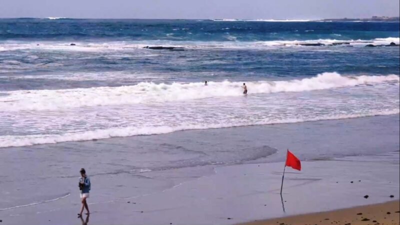 Enero finaliza en Canarias con seis fallecidos por ahogamiento y una mujer desaparecida en las costas de las islas.