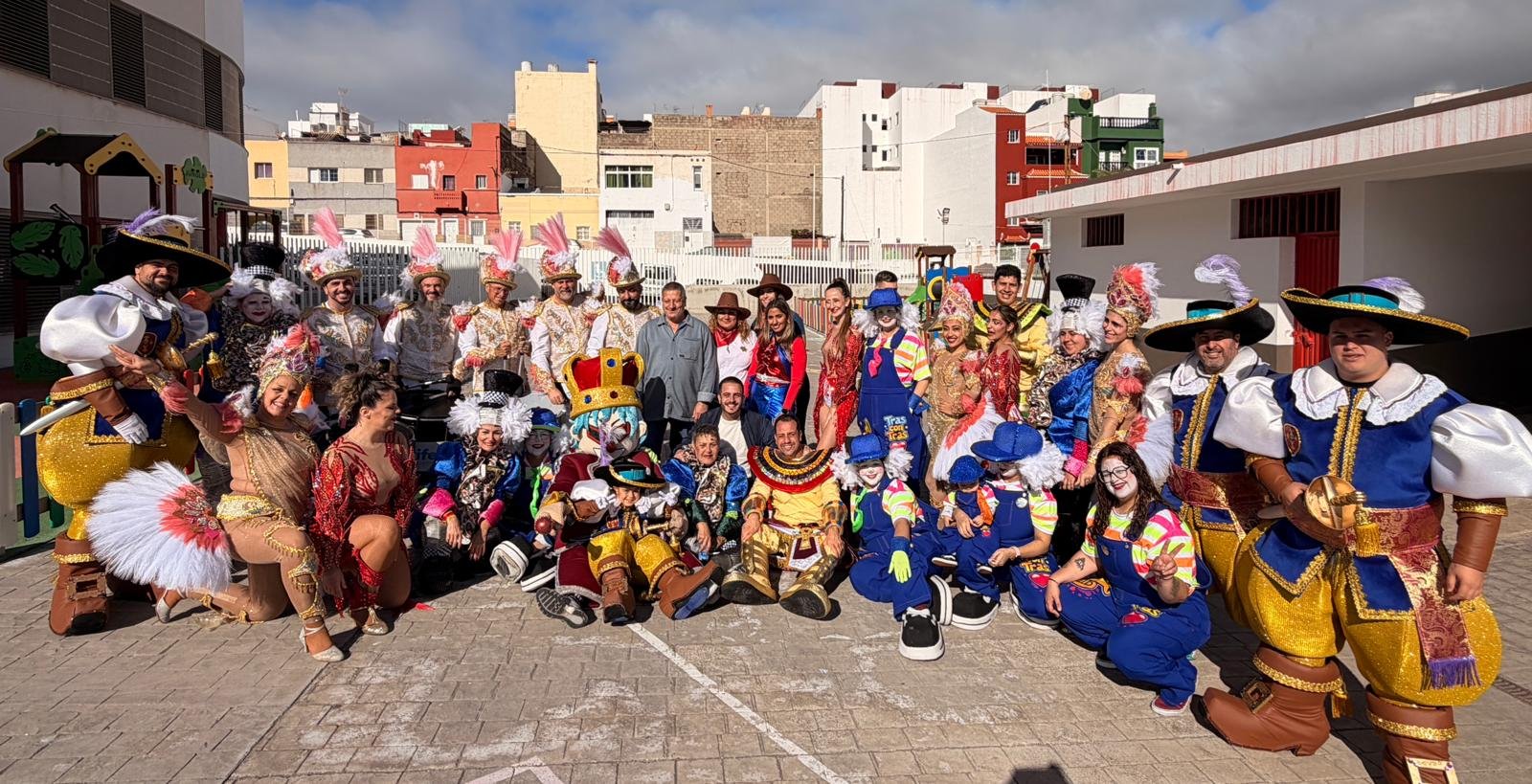 La Laguna fomenta la cultura local a través del Carnaval en las aulas