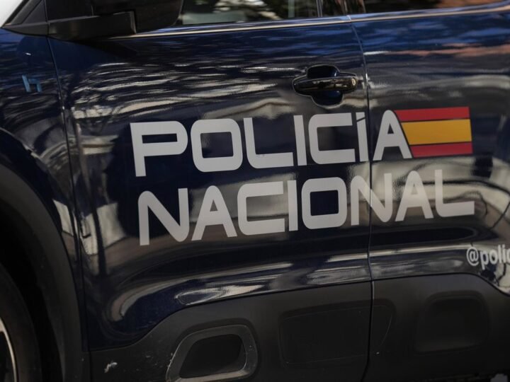Menor detenido por robar móvil con tirón a joven en Arrecife (Lanzarote)