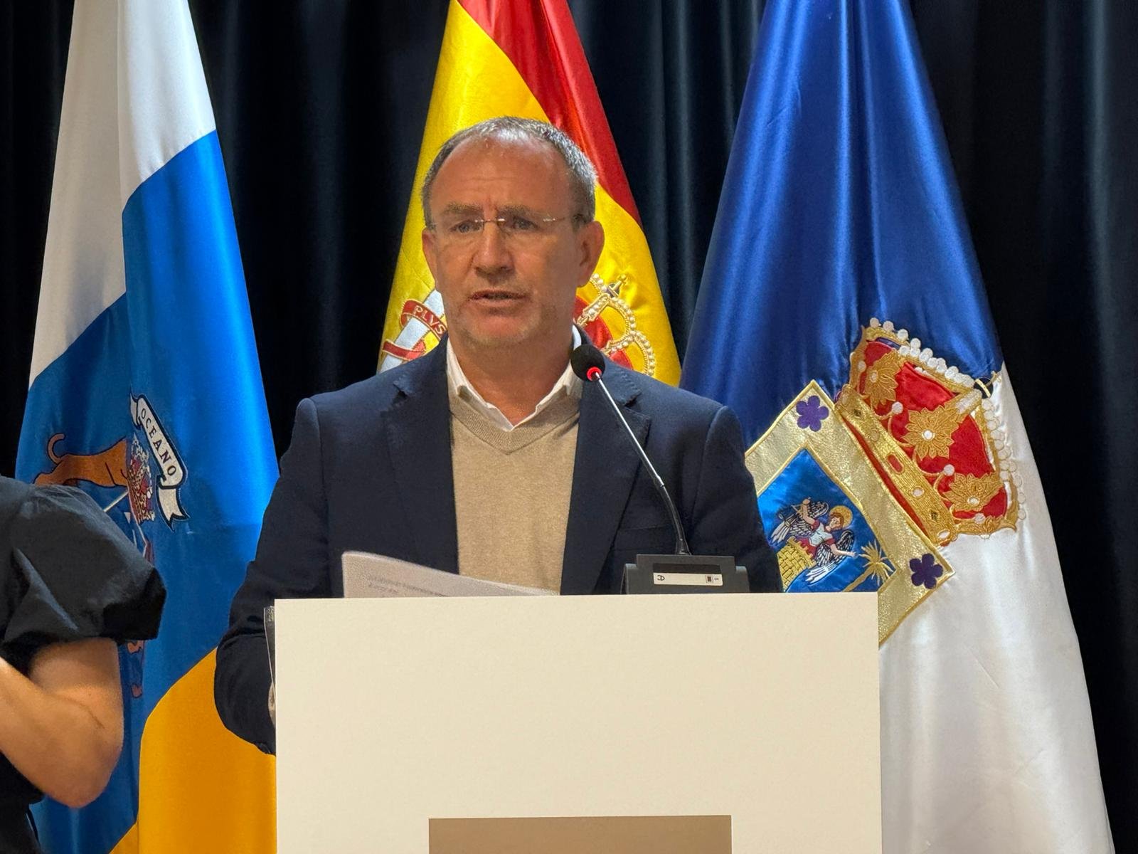 Reafirmamos compromiso con gobierno insular transparente y cercano