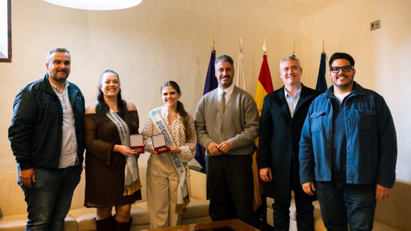 Recepción a candidatas laguneras a Reina del Carnaval 2026