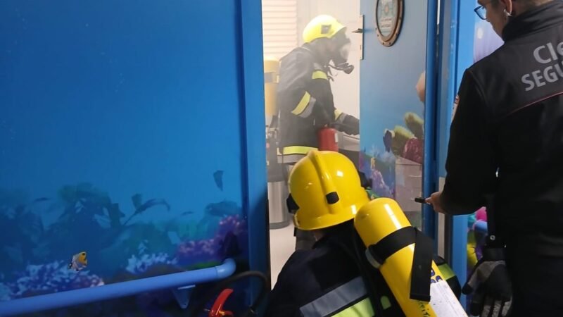 Simulacro de incendio en Hospital de Canarias evacua pacientes y trabajadores