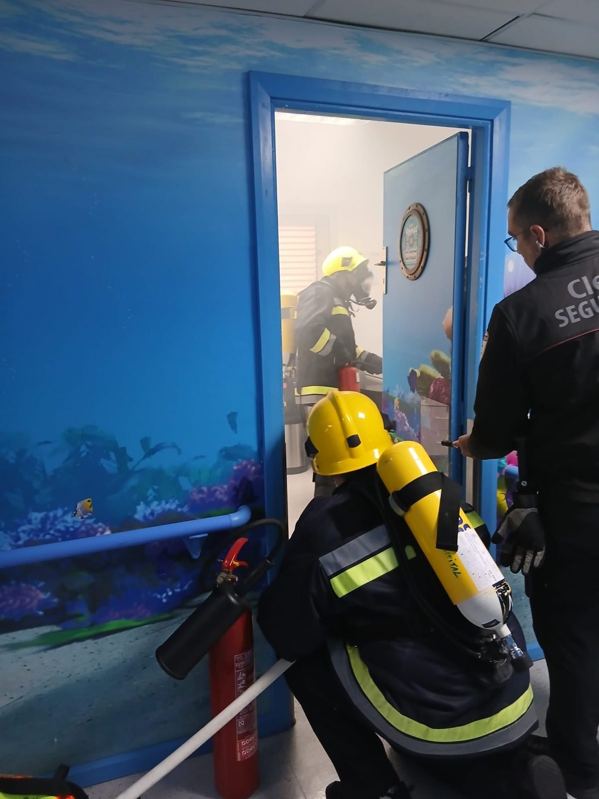 Simulacro de incendio en Hospital de Canarias evacua pacientes y trabajadores
