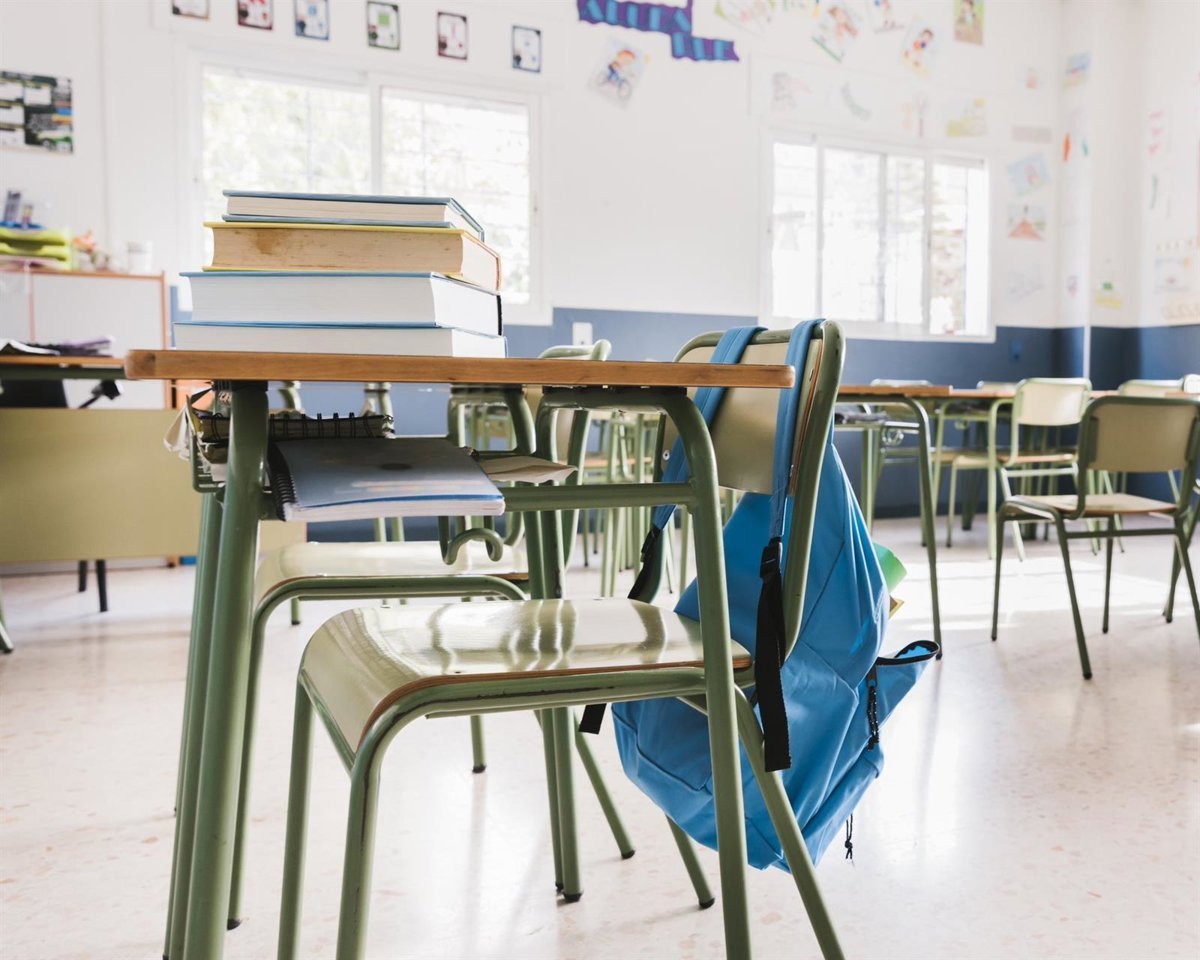 Consejo Escolar de Canarias solicita un plan de acción y un observatorio de datos en la ley de autoridad del profesorado.