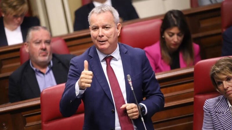 El PSOE propone 46 medidas para impulsar una Canarias más eficiente y sostenible