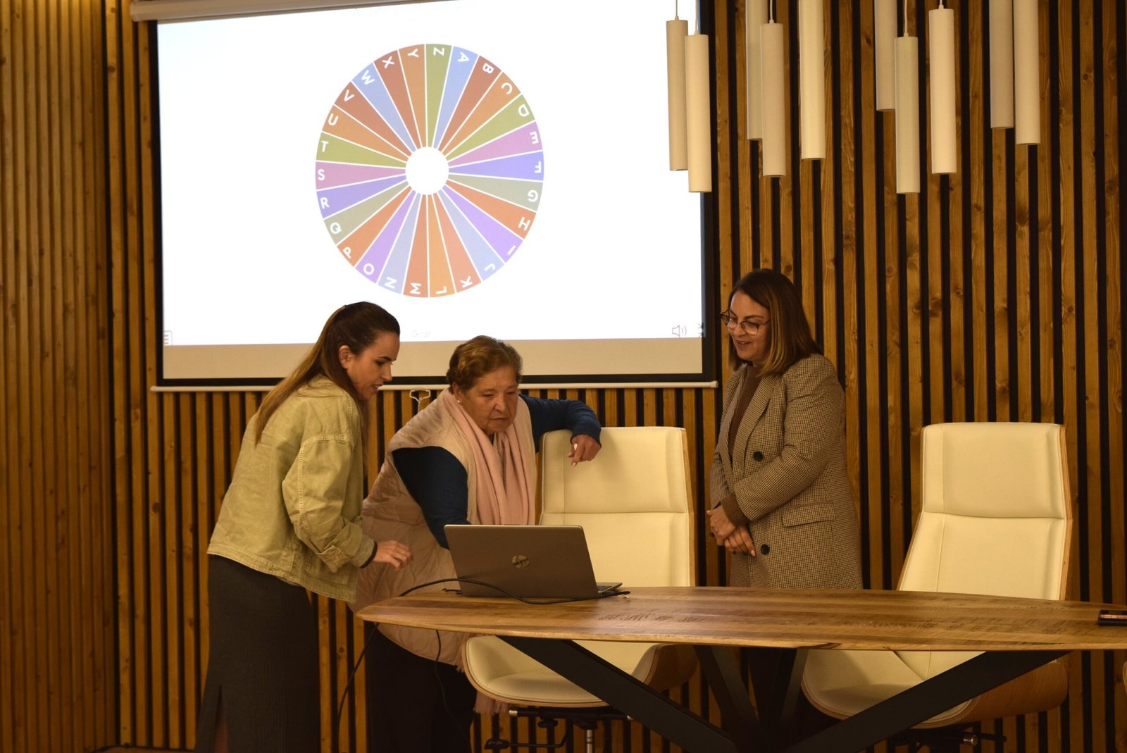 La Laguna publica lista provisional de admitidas en ‘Mujeres a la playa’