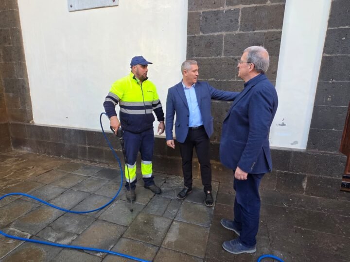 Refuerzan limpieza urbana en La Laguna por Semana Santa