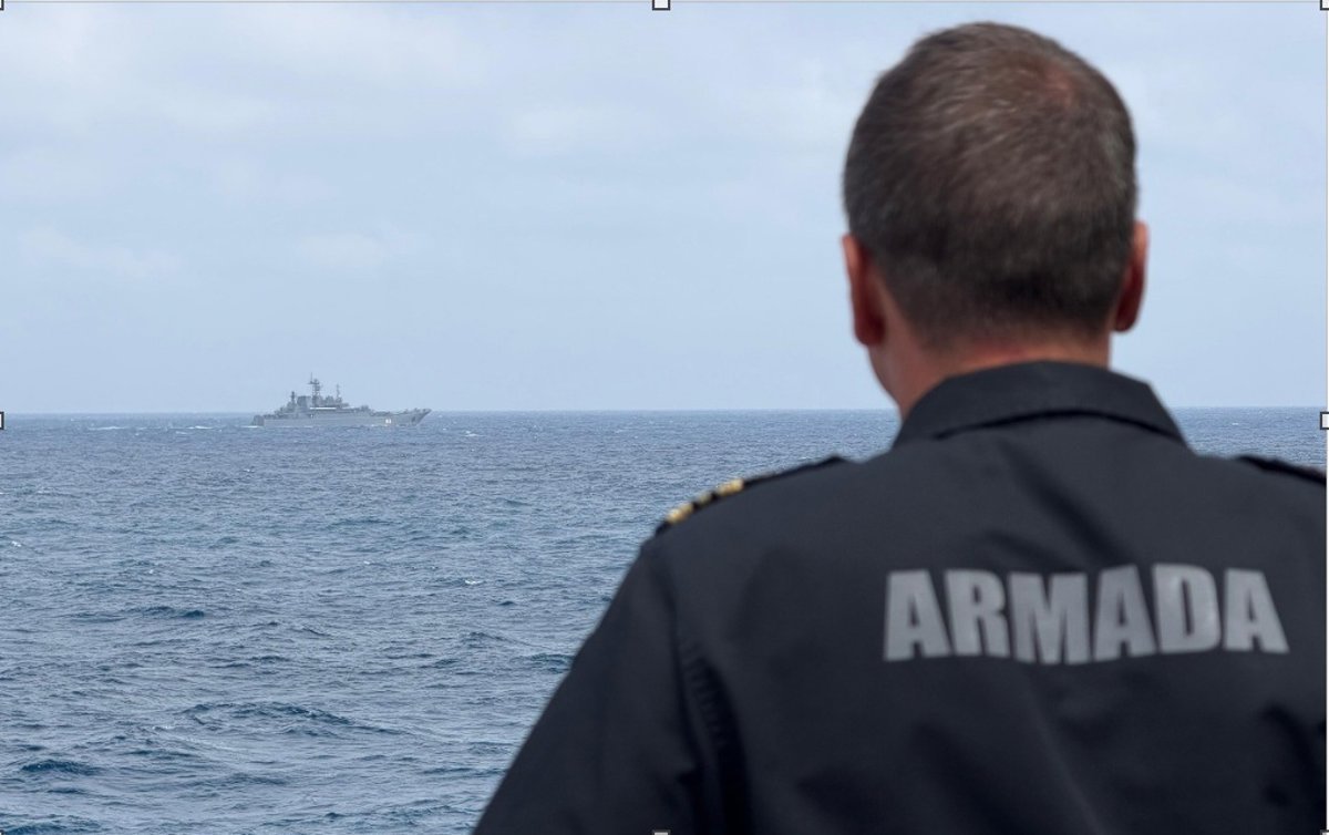 Seguimiento de buque ruso en aguas canarias por el BAM ‘Meteoro’