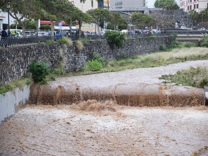 Tenerife eleva a alerta máxima el plan de emergencias en el área metropolitana por la borrasca ‘Therese’