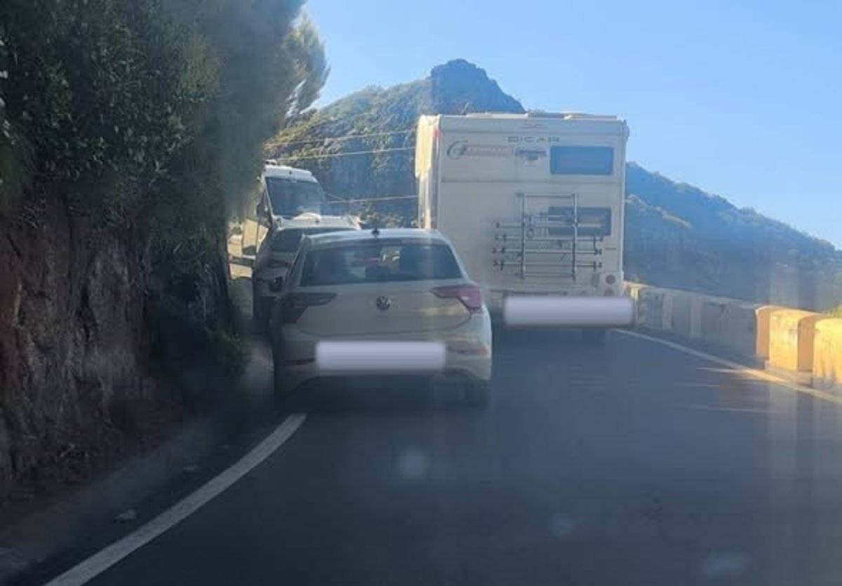 Vecinos de Masca piden más servicio de transporte público y apartaderos para evitar colapso viario