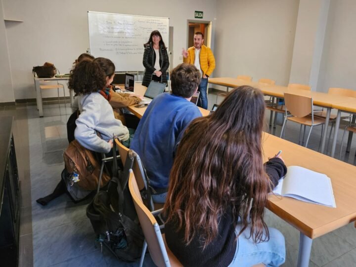 ‘Jóvenes Escritores Laguneros’ promueve el talento literario juvenil en La Laguna.