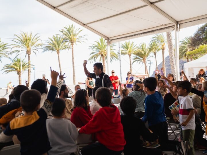 Agenda cultural en La Gomera por el Día del Libro: música, teatro y literatura.
