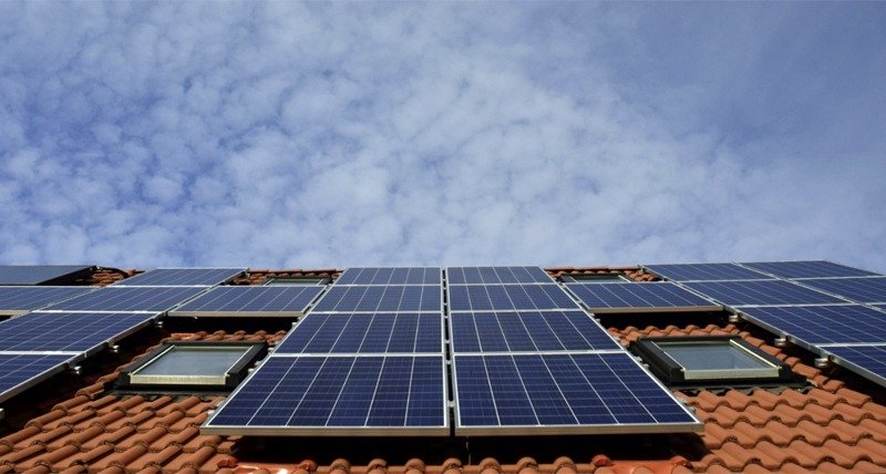 Avance de energía fotovoltaica en edificios insulares de La Gomera