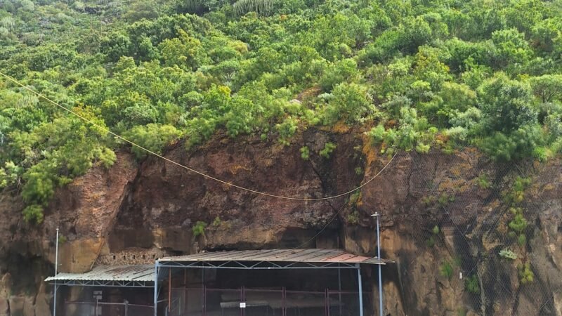 Comienzan trabajos de adecuación en carretera de El Rosarito en Valle Tabares