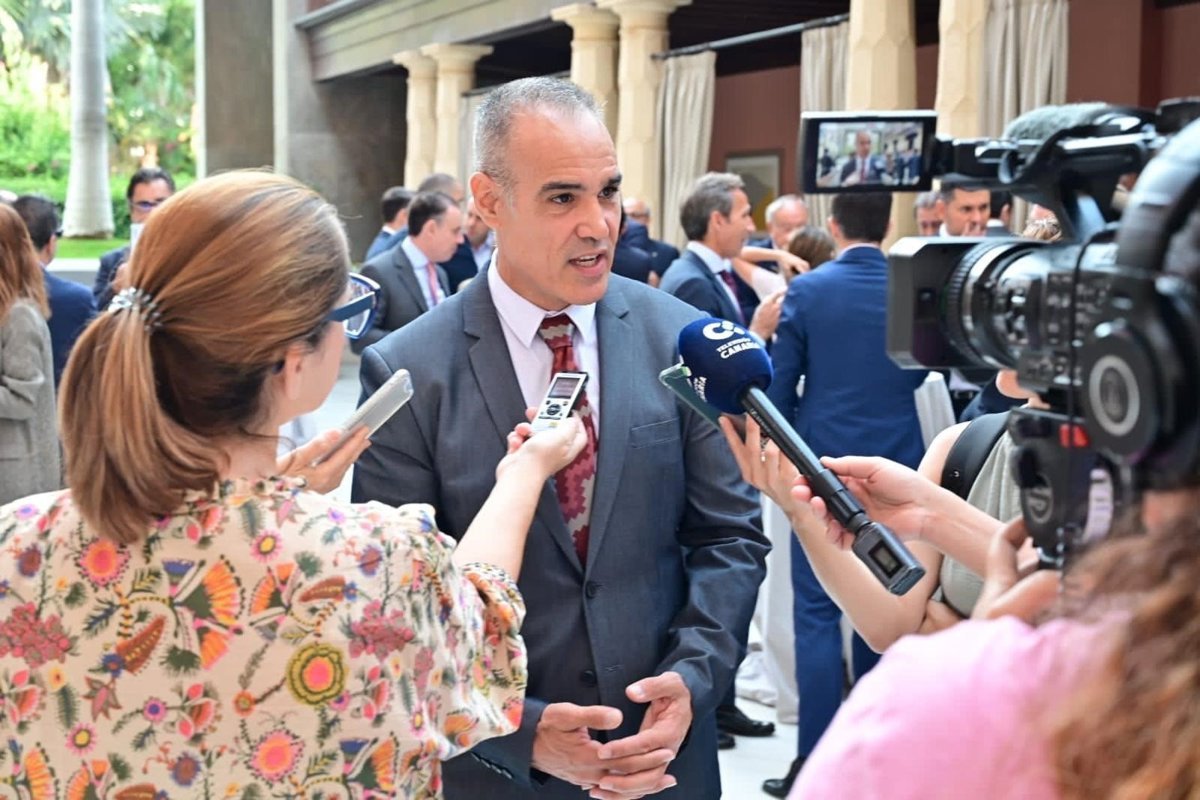 Comisionado del REF aboga por la modernización del fuero para beneficiar a las pymes