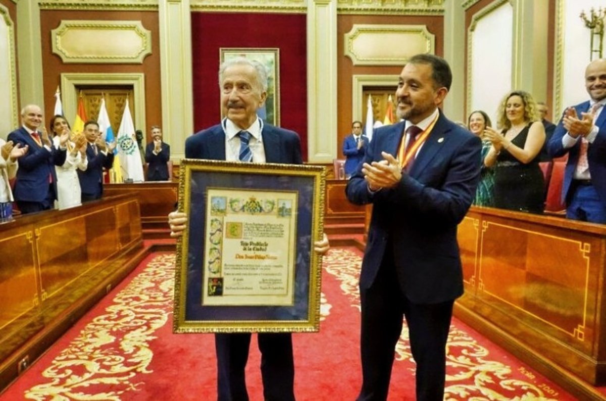 Fallece Juan Viñas Alonso, figura clave del Carnaval de Santa Cruz de Tenerife.