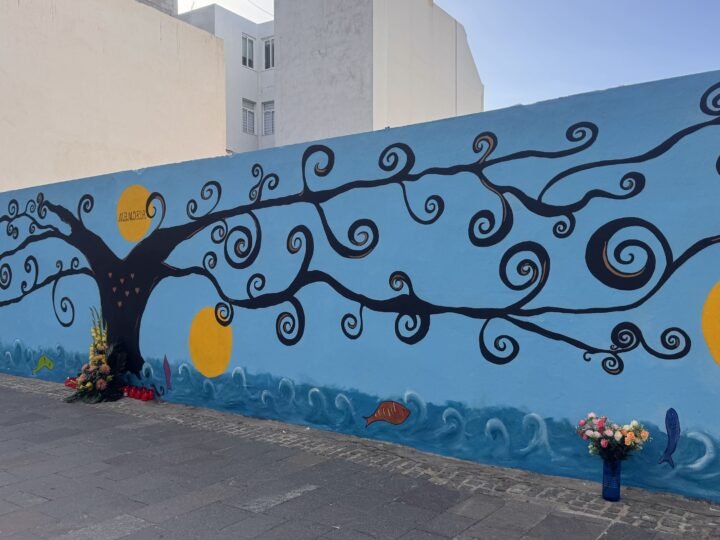 Homenaje a las víctimas del derrumbe en Los Cristianos