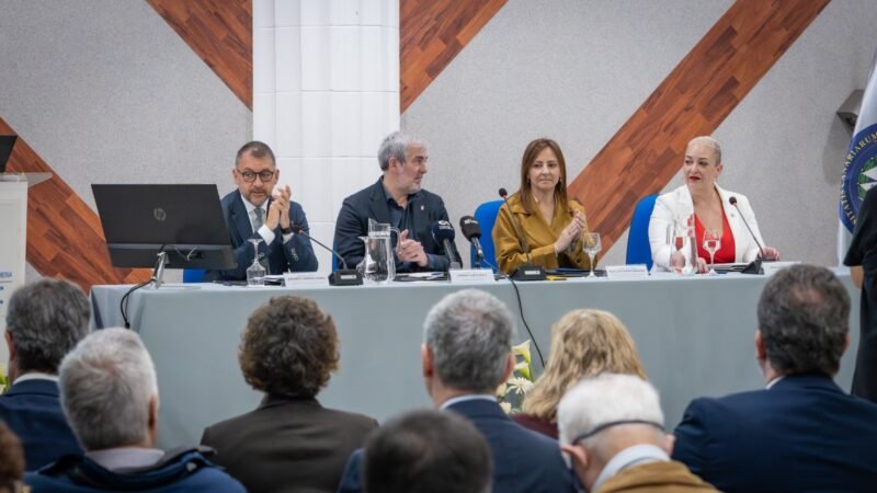 II Foro de Colegios Profesionales de Canarias: Diálogo y Transformación.