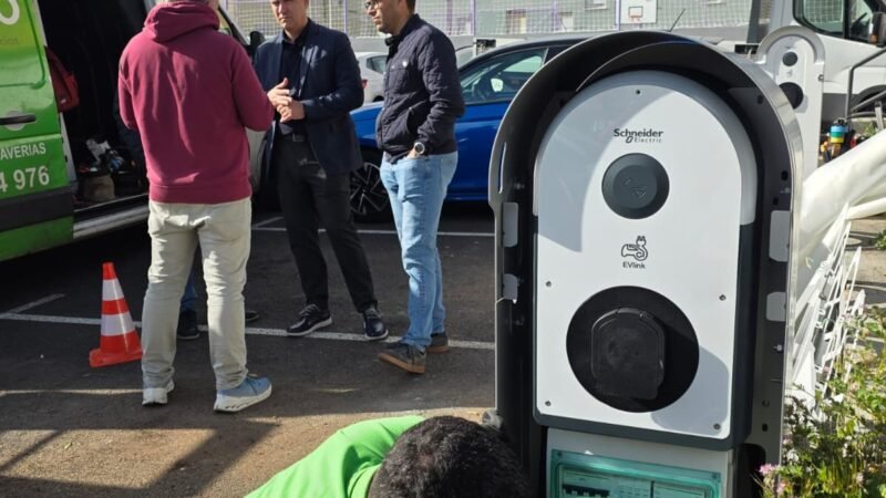 La Laguna amplía red municipal de recarga eléctrica en Los Majuelos