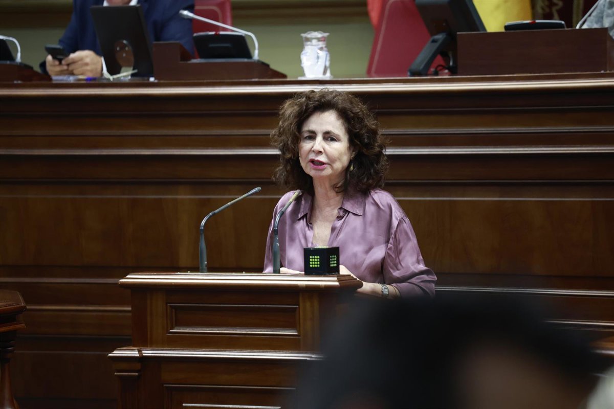 Matilde Asián exige 1.600 millones para afrontar la guerra en Irán y el PSOE critica su decreto «pobre»