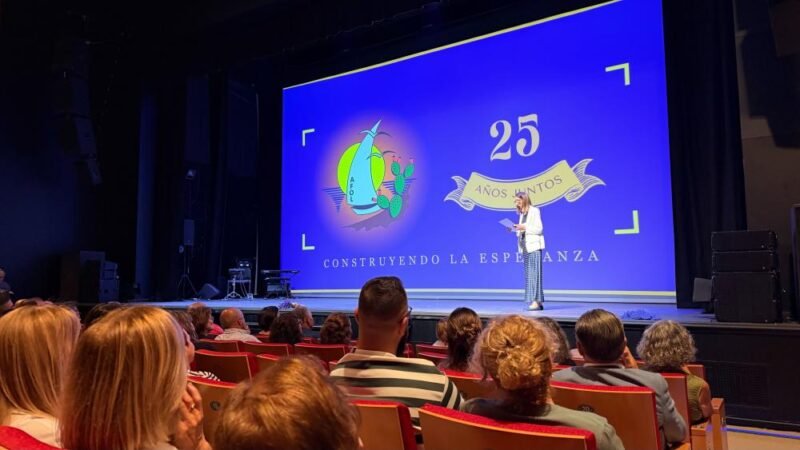 Cabildo de Lanzarote felicita a AFOL por su 25 aniversario
