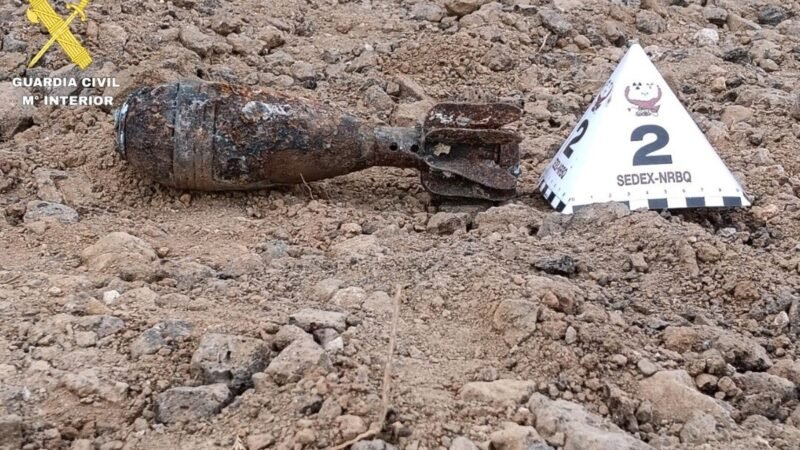 Desactivan artefacto explosivo encontrado por obreros en Tiagua, Lanzarote