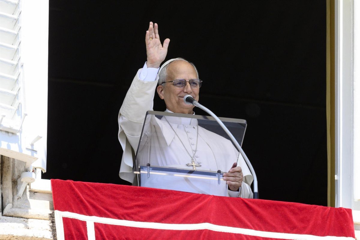 El Papa visita España promoviendo valores de convivencia, solidaridad y diálogo.